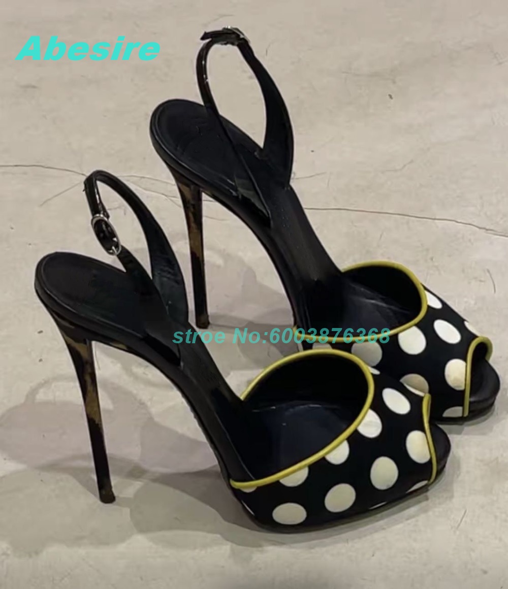 Polka Dot Patchwork Two-Tone S - Women'S Fashion Show recension och pris