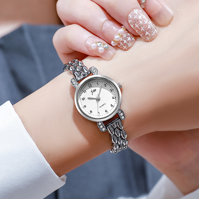 Fashion Women Bracelet Watches - Women'S Fashion Digital Watch recension och pris