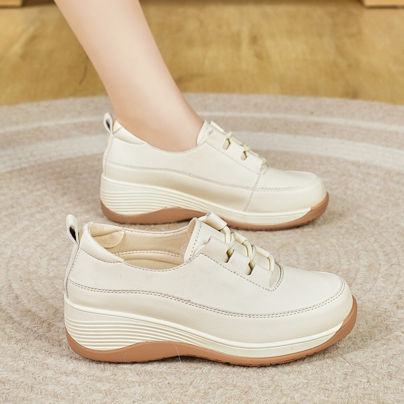 2025 Trainers Spring/Summer Wo - Women'S Fashion Show recension och pris