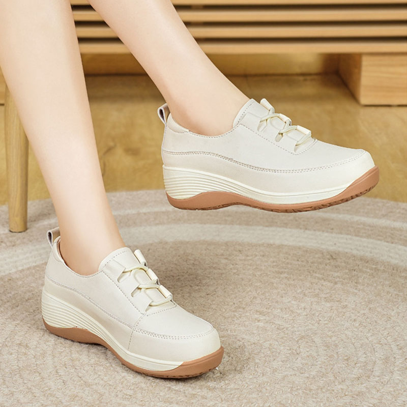 2025 Trainers Spring/Summer Wo - Women'S Fashion Show recension och pris